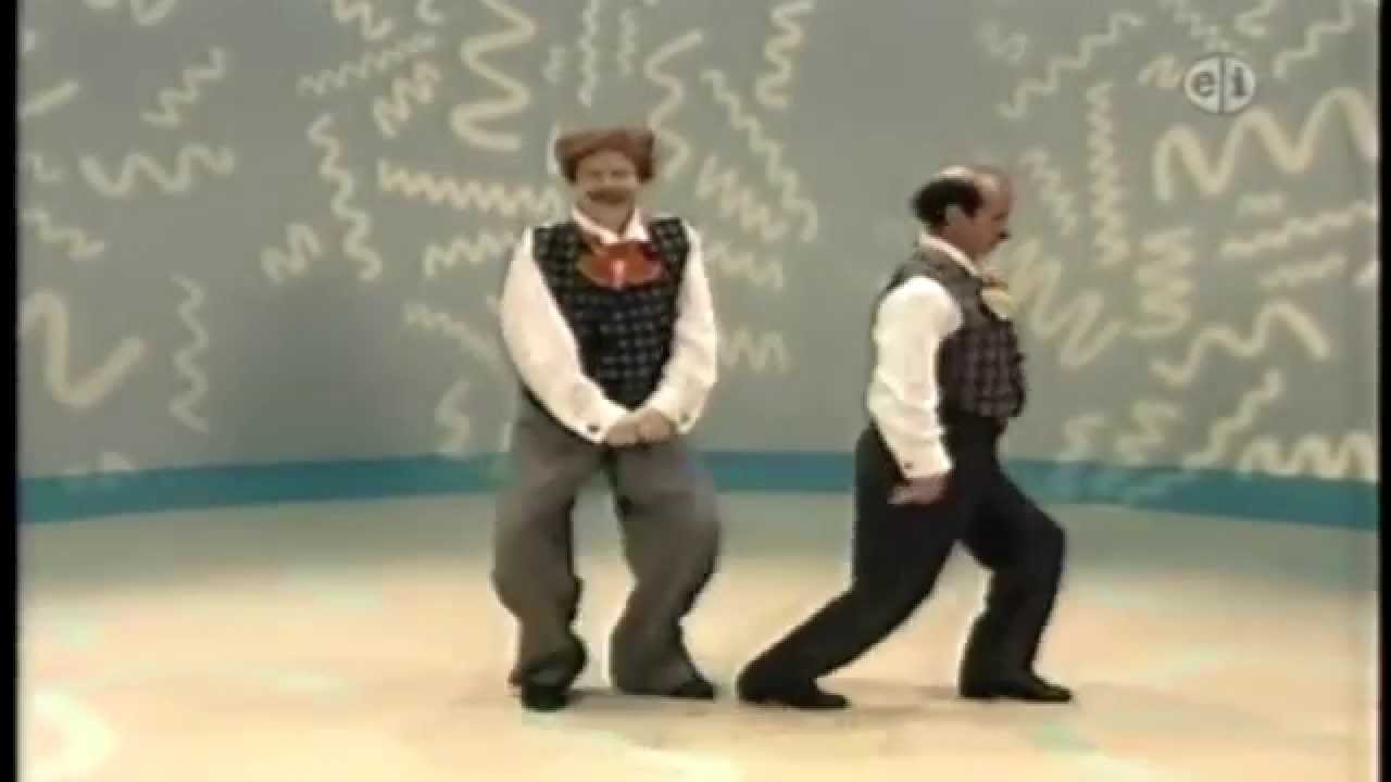 Featured image of post Dance Mr Noodle Gif